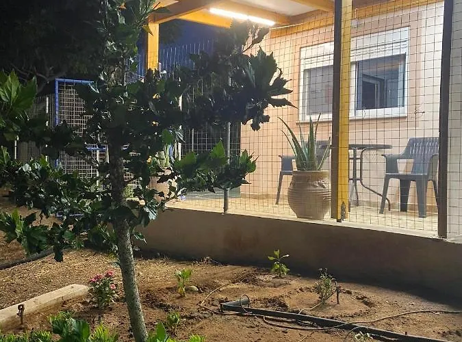 Sun And Sea 2 Lakonias דירה